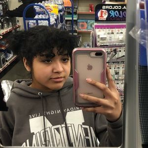 Meet your Posher, Gindale